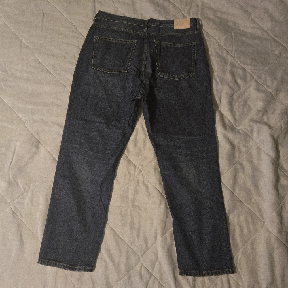 Everlane The Cheeky Jean | Blue Distressed Jeans - Picture 4 of 11
